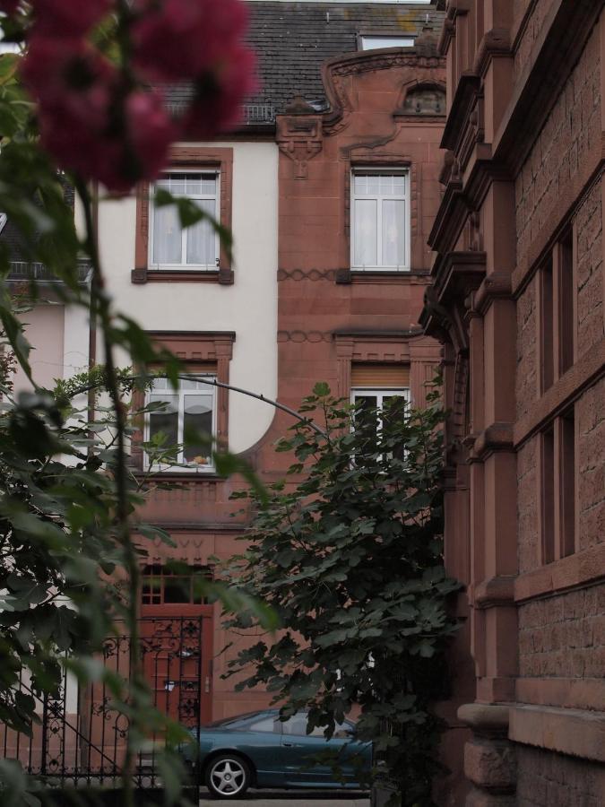 Haus Mittendrin Neustadt an der Weinstraße Esterno foto