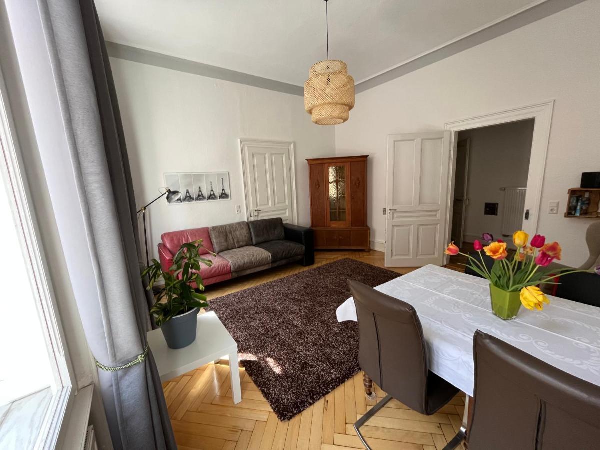Haus Mittendrin Neustadt an der Weinstraße Esterno foto