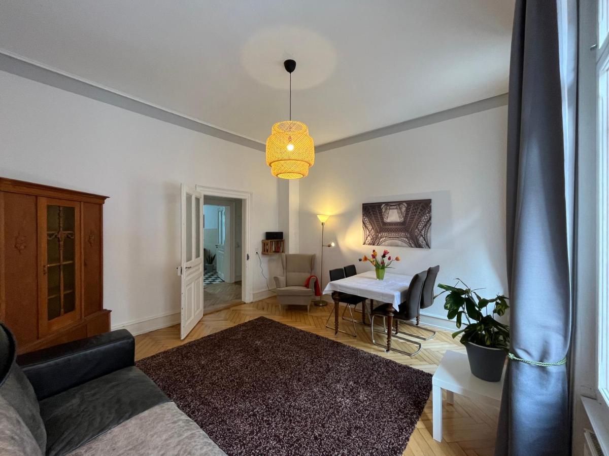 Haus Mittendrin Neustadt an der Weinstraße Esterno foto